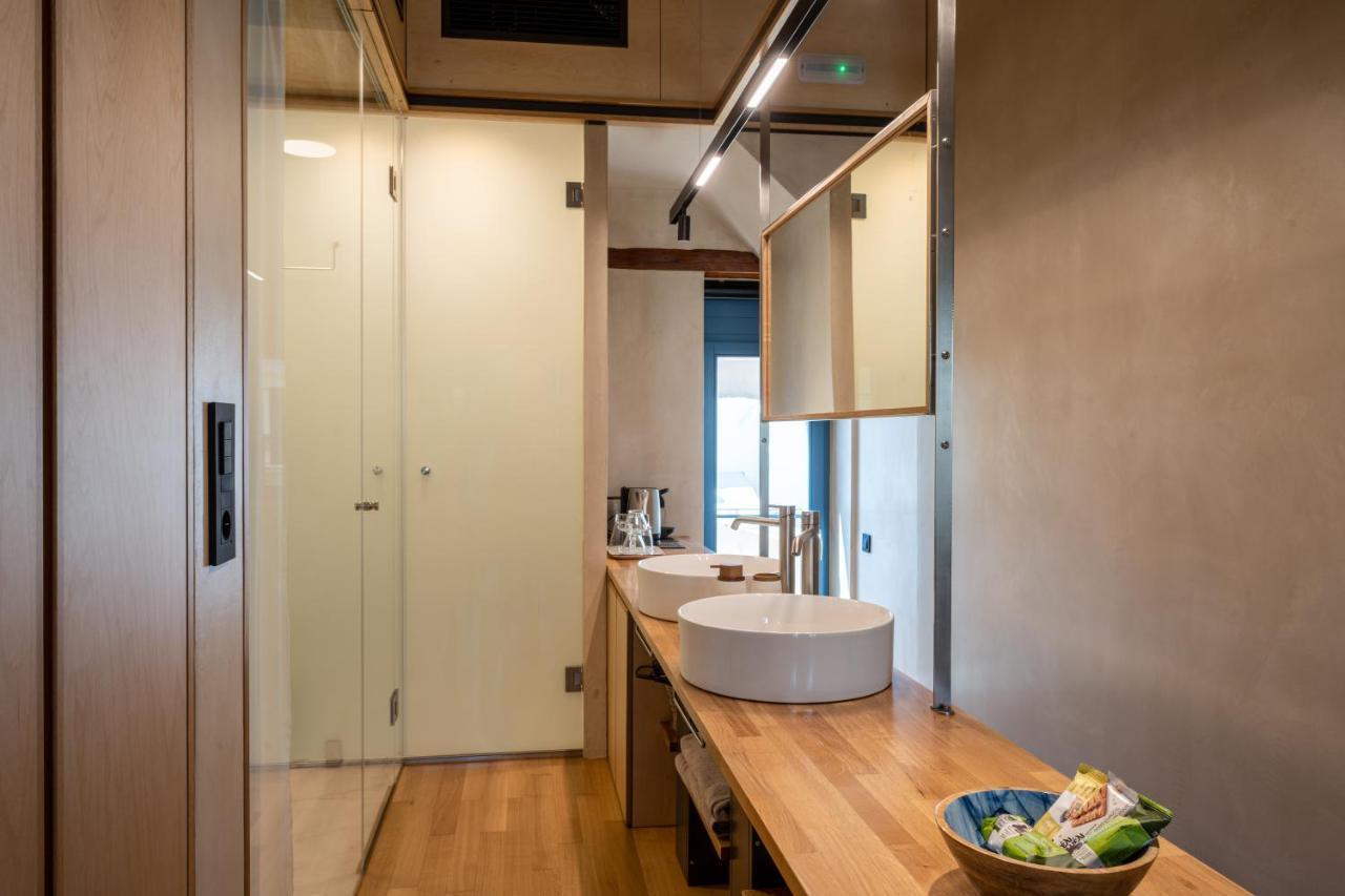 Kallergon Luxury Suites Ханья Экстерьер фото