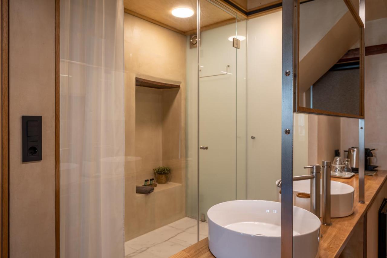 Kallergon Luxury Suites Ханья Экстерьер фото